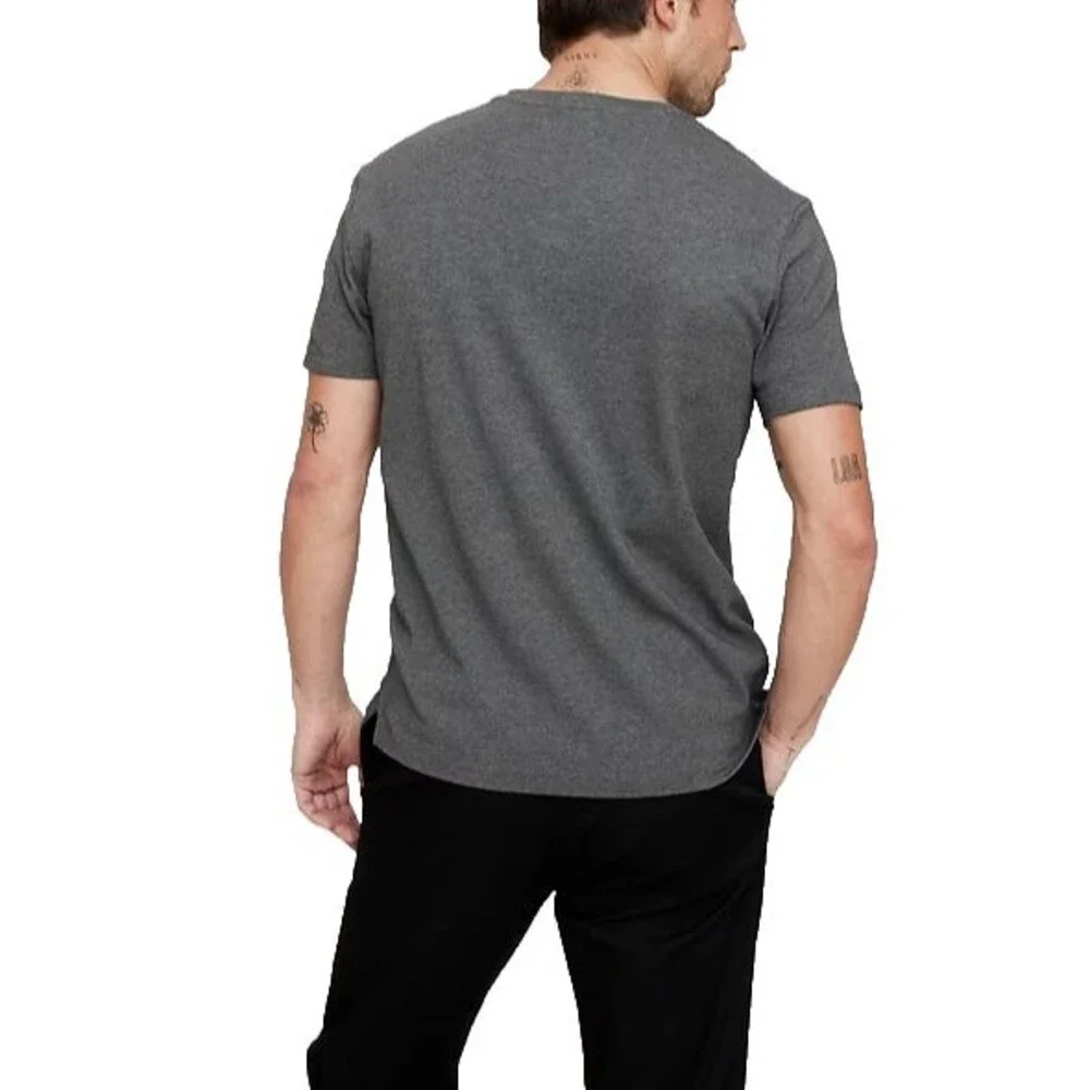 Banana Republic Men's L Luxe Touch Performance Tee 100% Cotton Gray Knit Logo